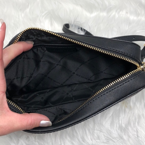 NWT Michael Kors Jet Set item crossbody - Picture 5 of 6